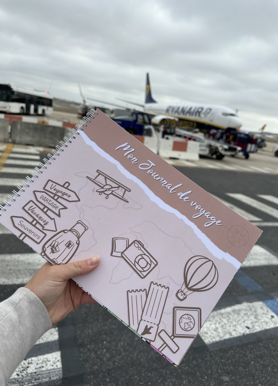 Le journal de voyage : l’activité parfaite pour garder une trace de ses vacances