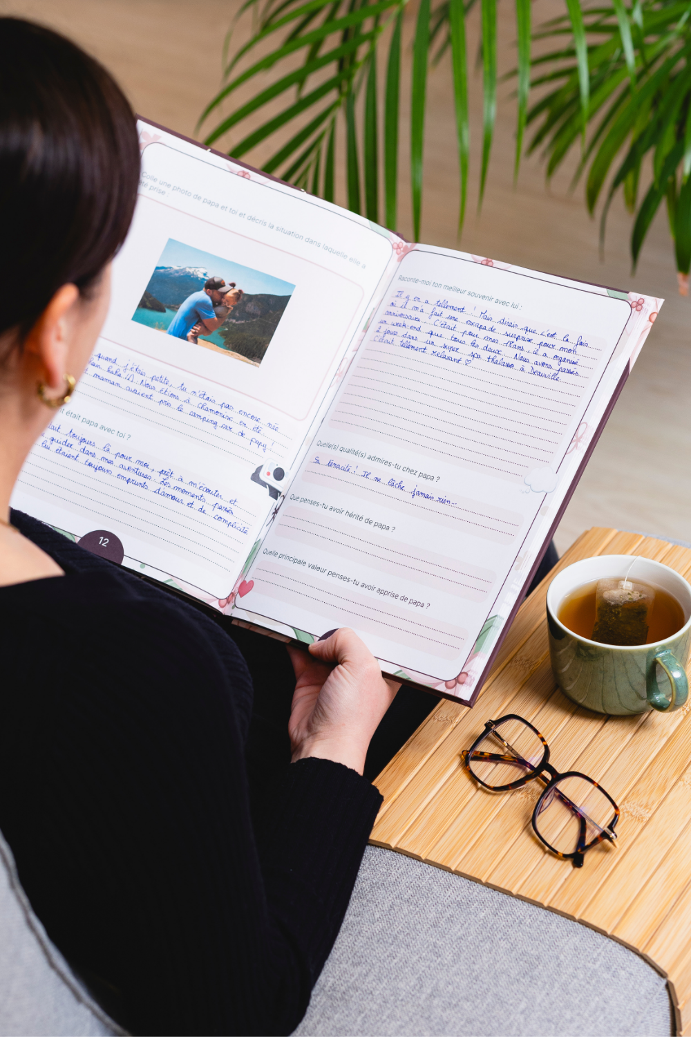 livre ouvert ma soeur, dis-moi tout